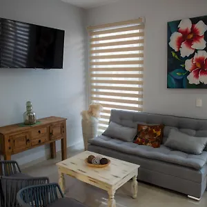 2br/2ba 1 Block To Ocean! - Unit 3 , Mazatlán México